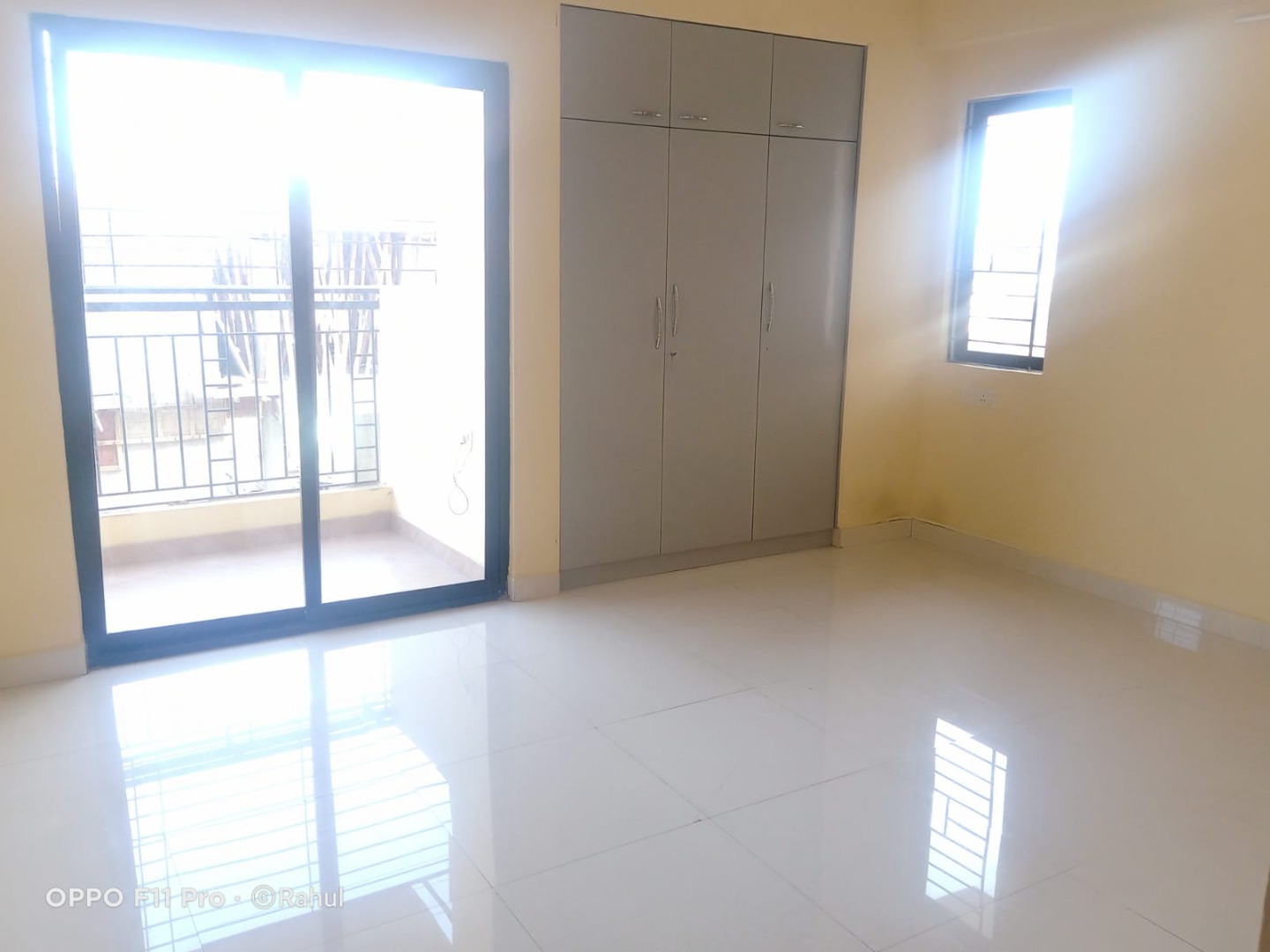 Semi Furnished 3bhk in Kahilipara, Guwahati, Assam, India for Rent